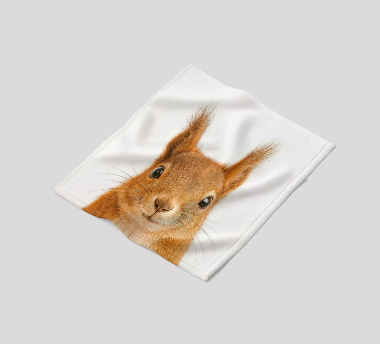 Studio Critter No. 2 - Nuts About You coperta in pile da KidzStudio