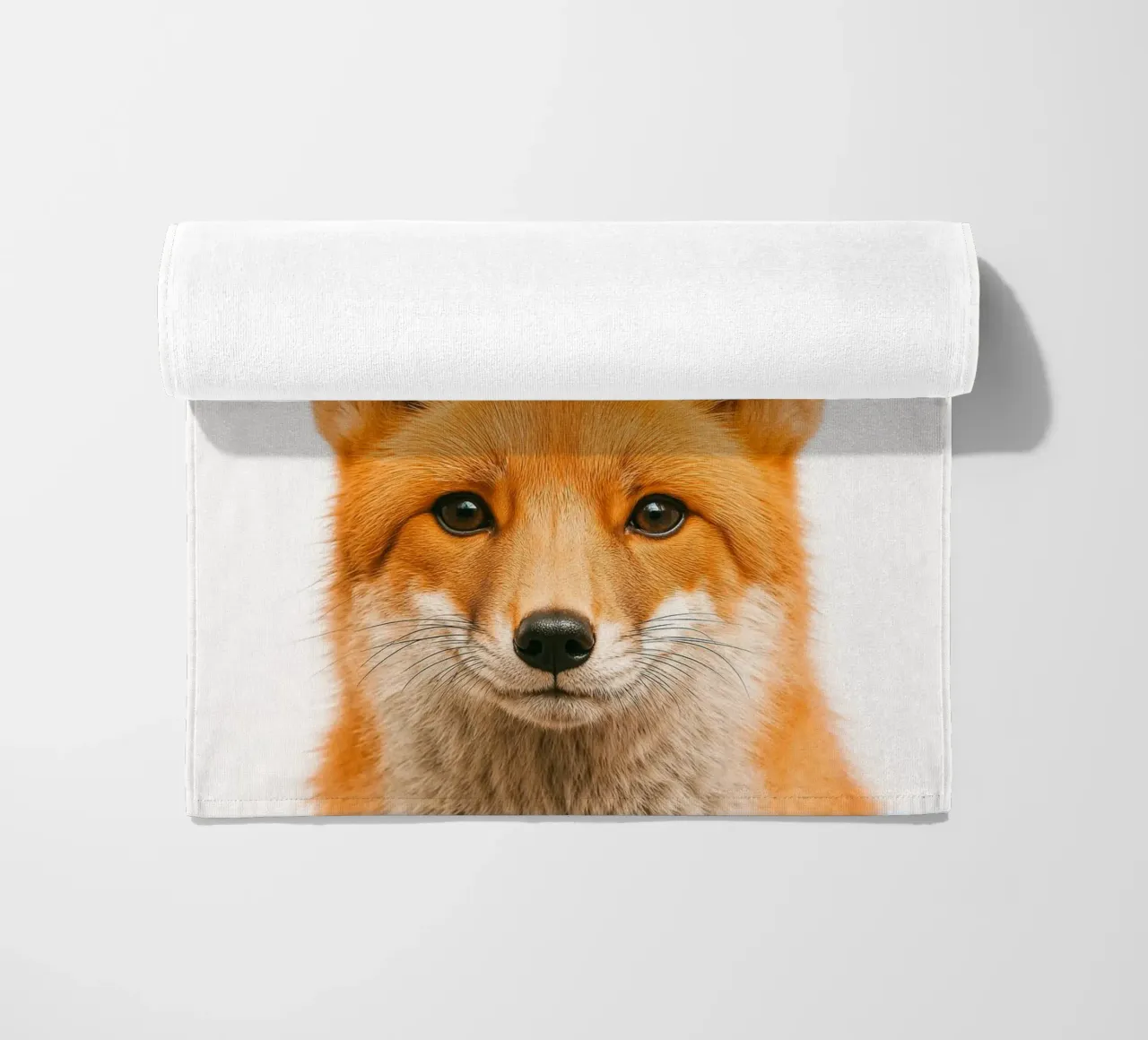 Studio Critter No. 3 - Clever Eyes Strandtuch von KidzStudio