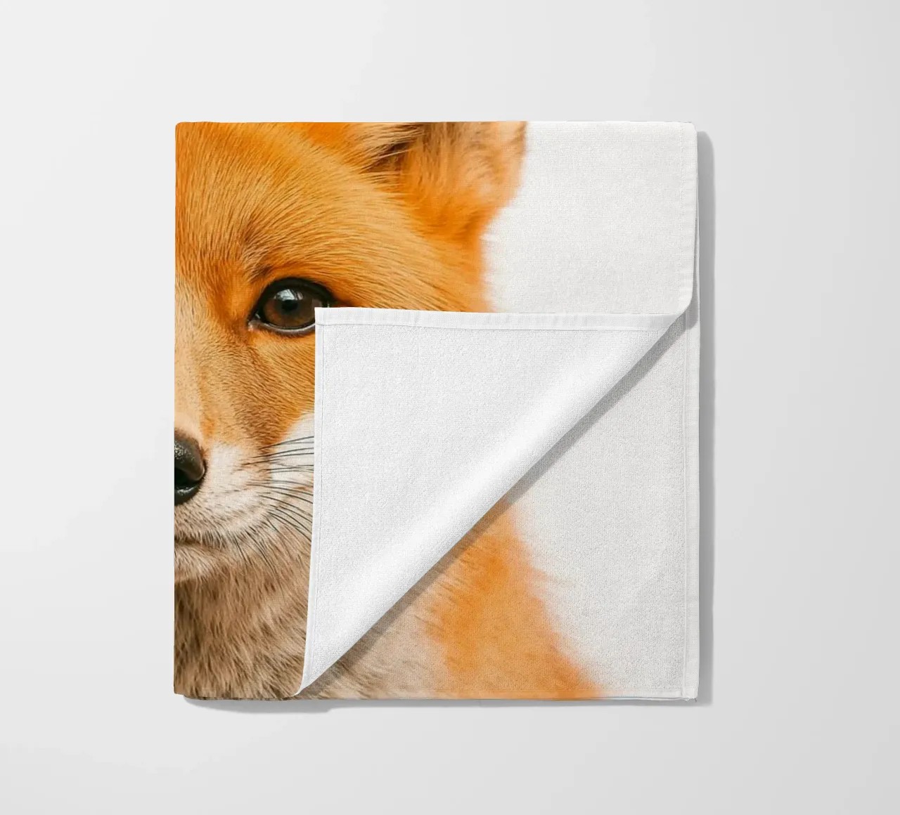 Studio Critter No. 3 - Clever Eyes Strandtuch von KidzStudio