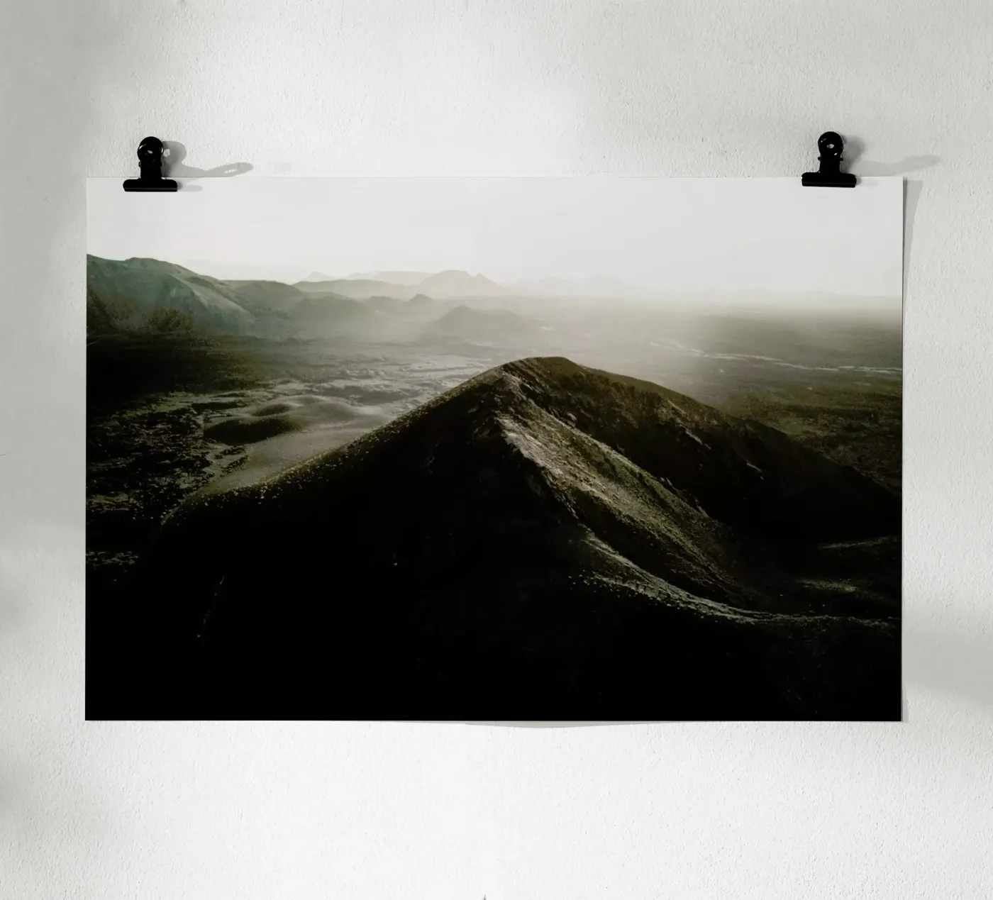 Volcanic Landscape poster da Chris Abatzis