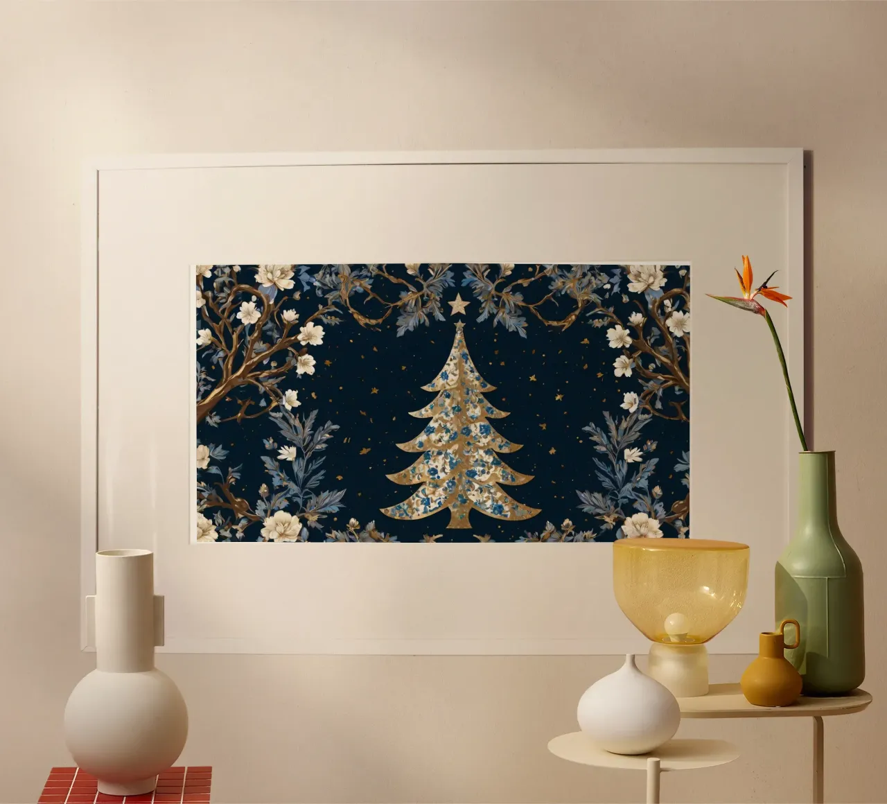 Elegante albero di Natale circondato da elementi floreali poster da DesignDoodle