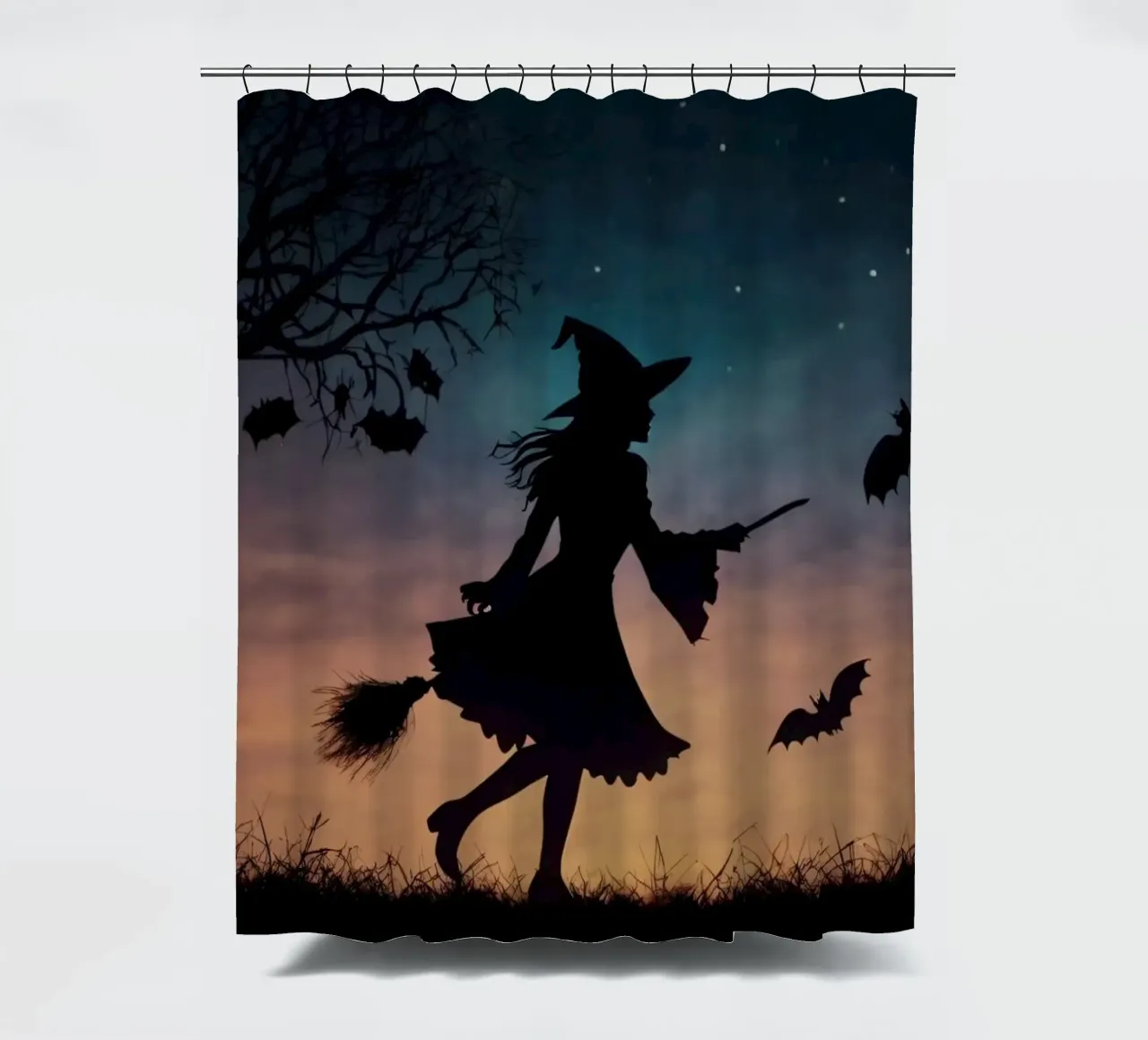 Una strega in controluce che vola su un manico di scopa in un pipistrello crepuscolare tenda da doccia da DesignDoodle