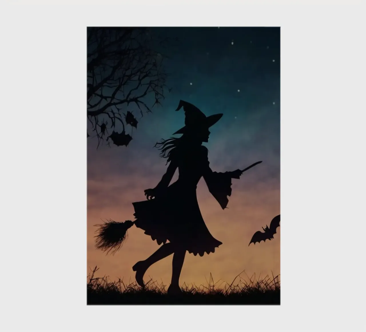 Una strega in controluce che vola su un manico di scopa in un pipistrello crepuscolare diario da DesignDoodle