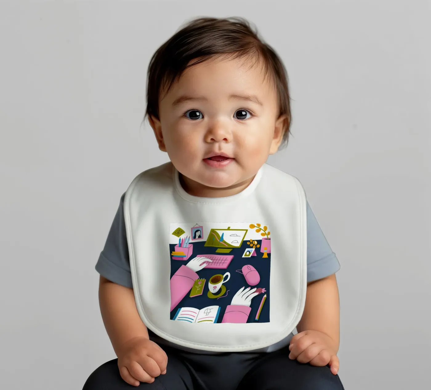 Creative Workspace Babylätzchen von Lumina Vision