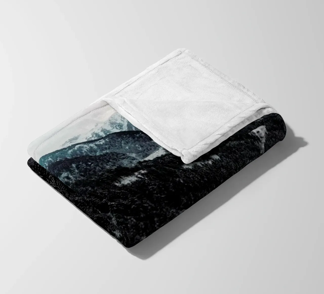 Snowy Peaks in the Alps coperta in pile da Sebastian Hilgetag