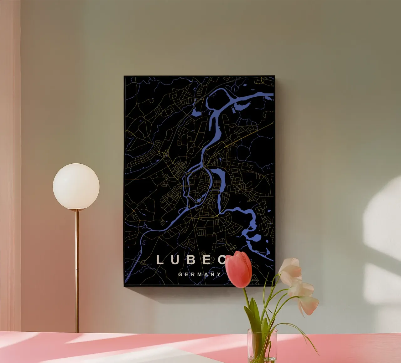 Lubecca Germania - Mappa della città in nero e oro plexiglass da Cartographers Library