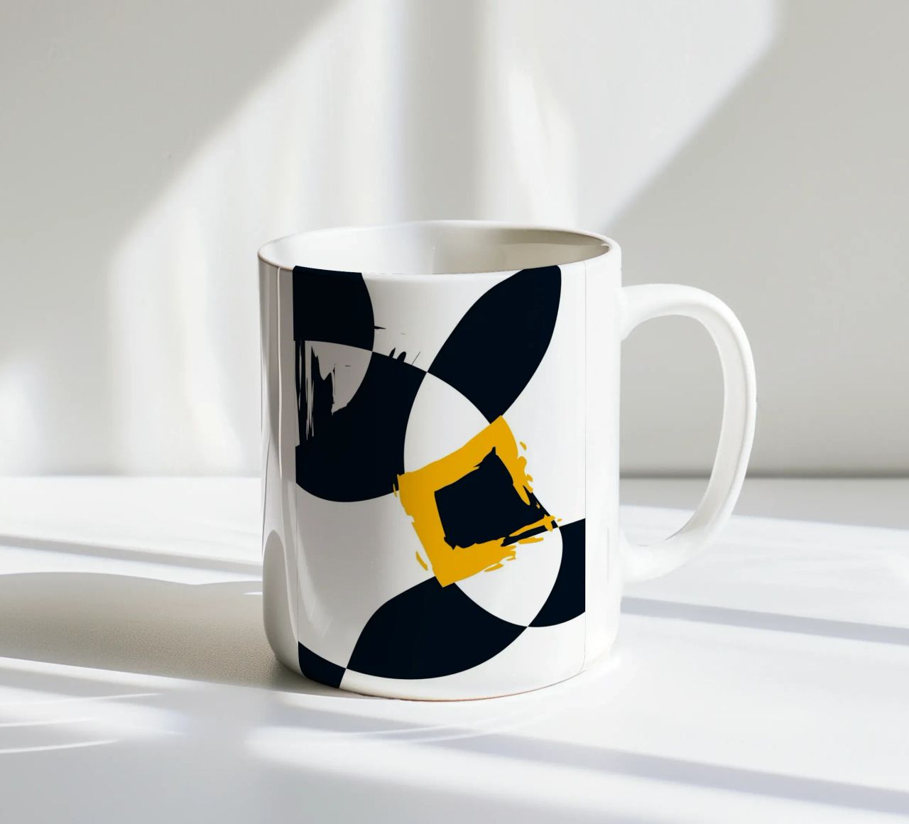 Dynamic and abstract composition tazza in ceramica da LisaArtes