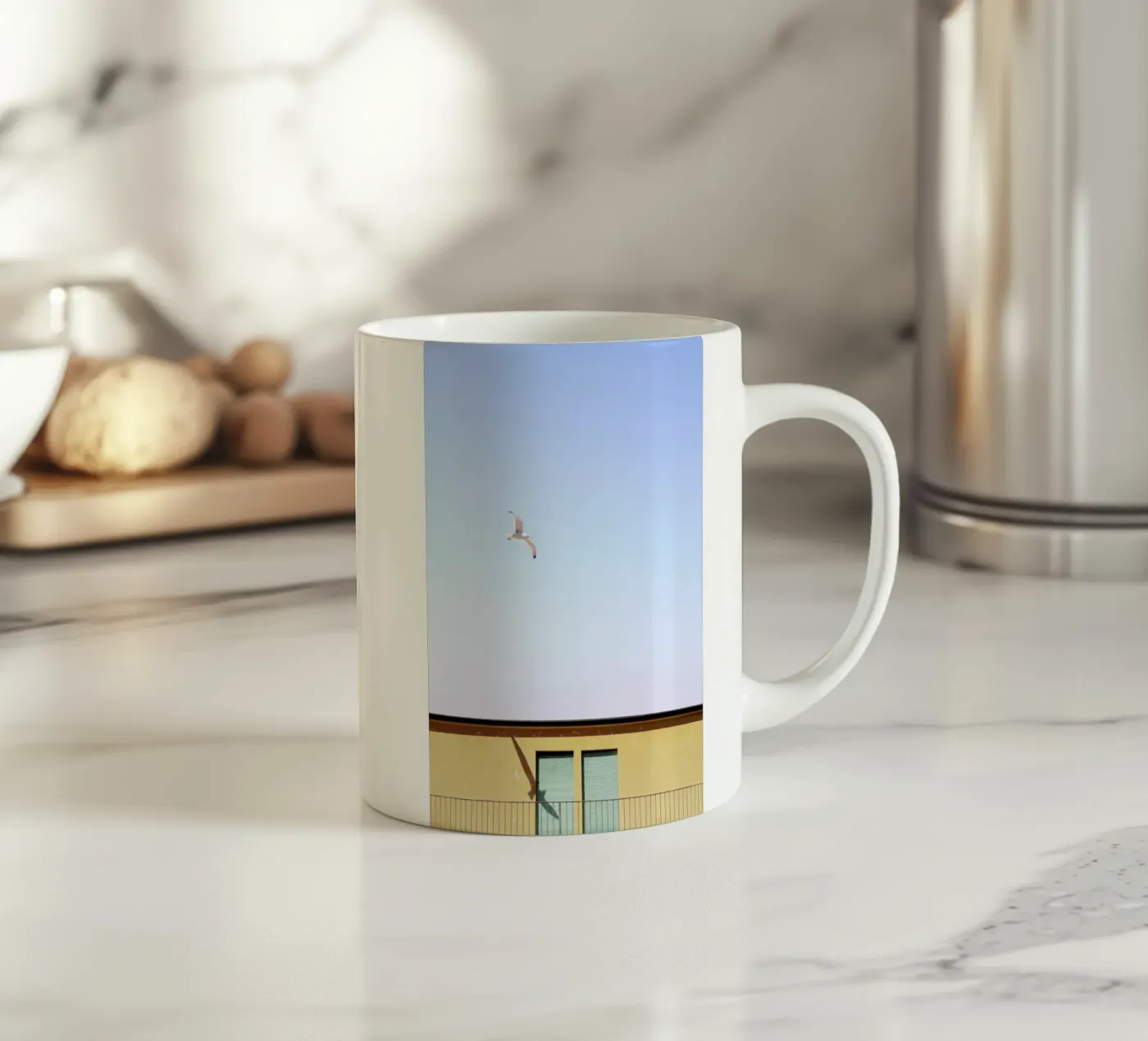 Checking In Keramik Tasse von Rupert Höller