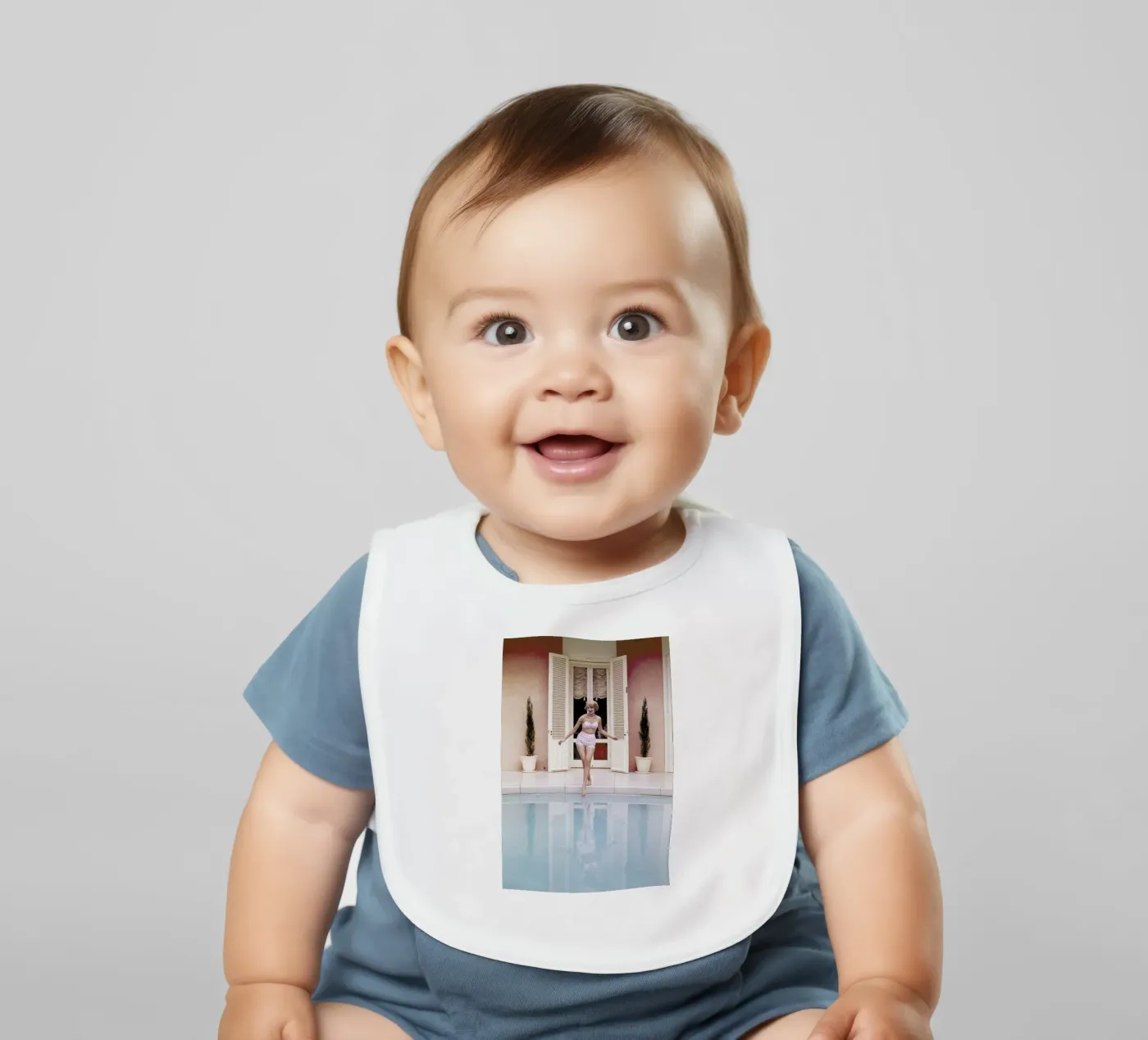 Pool Day Babylätzchen von METROPOLIS