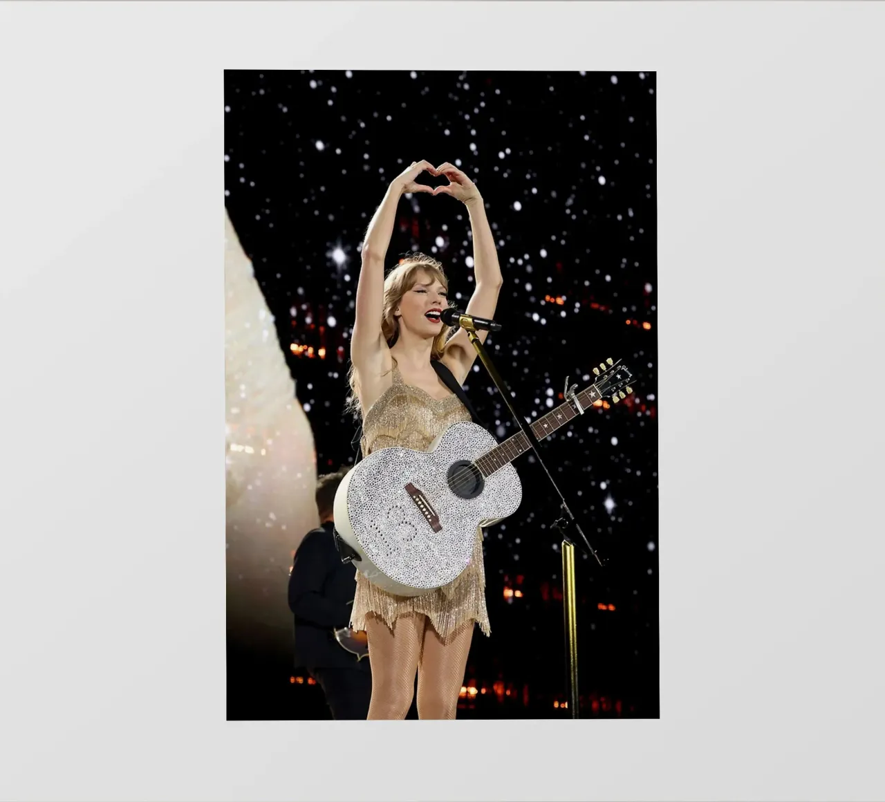 Taylor Swift perform pellicola backlit da avissta