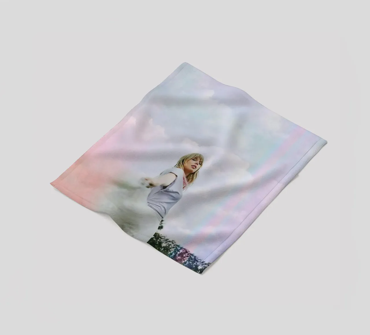 Taylor Swift on rainbow frame coperta in pile da avissta