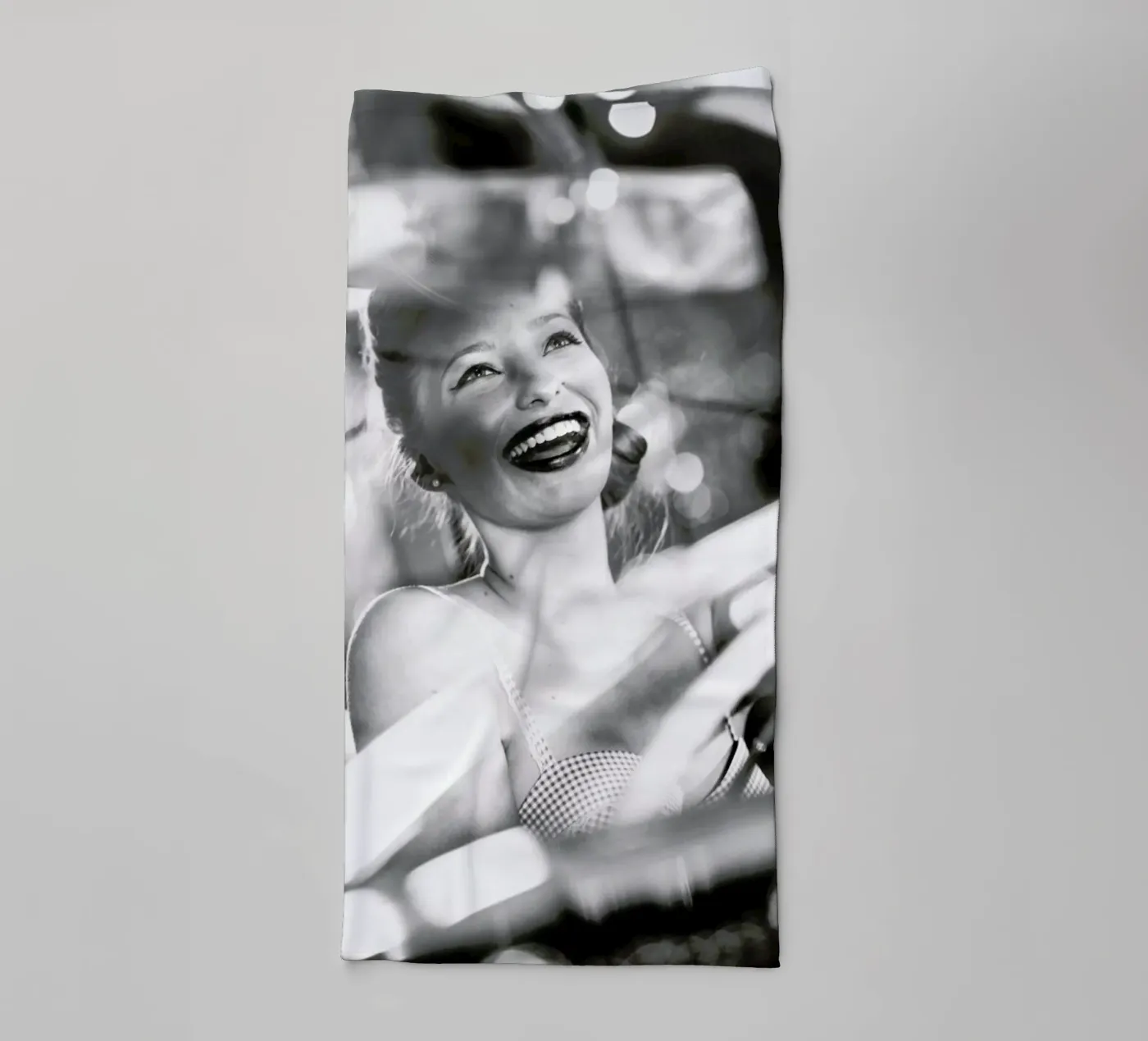 Cruising towel by Runway Collective
