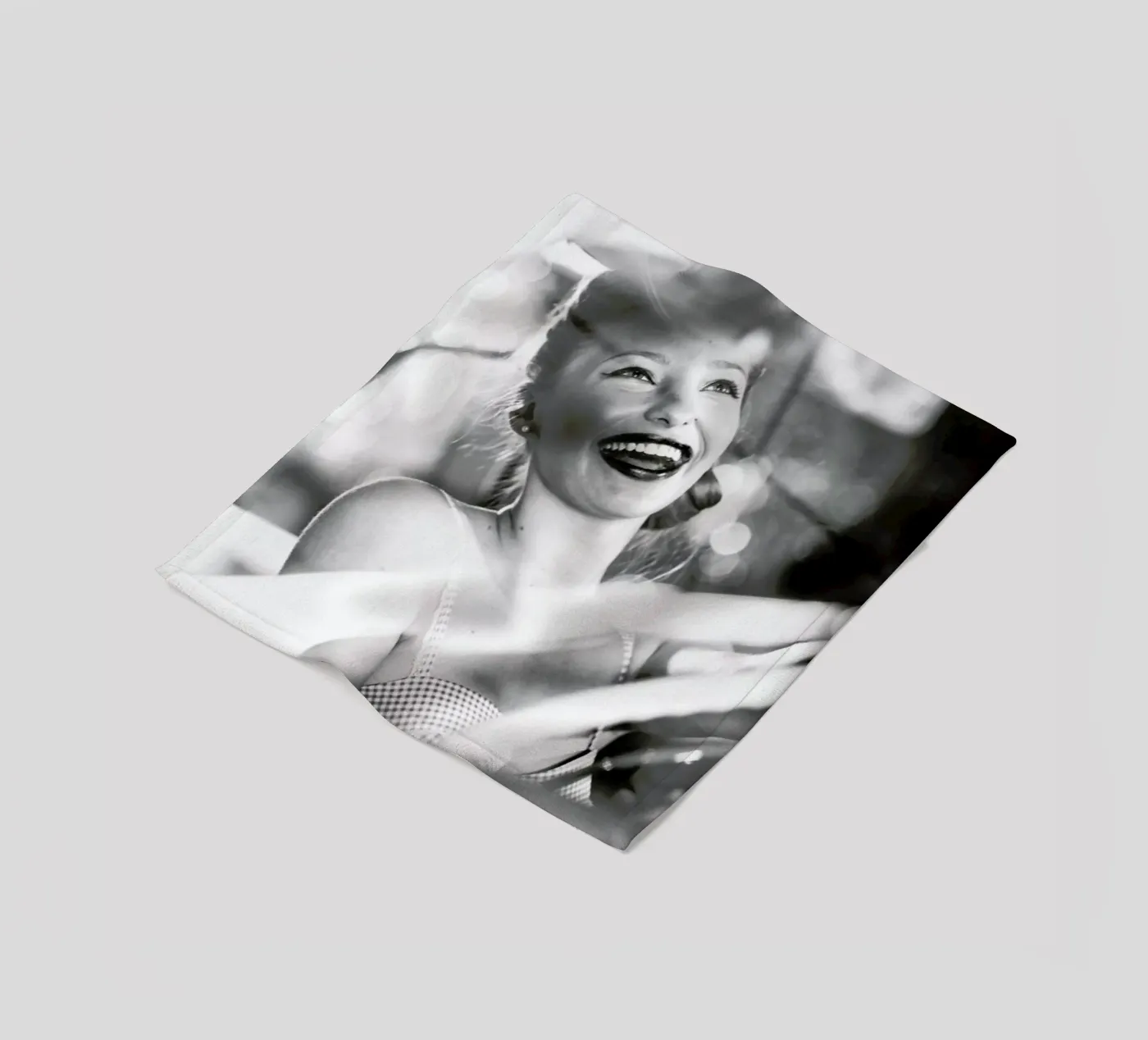 Cruising Fleecedecke von Runway Collective