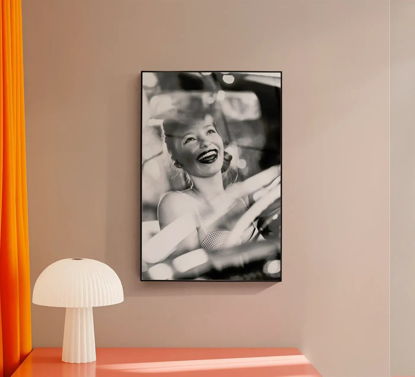 Cruising plexiglass da Runway Collective