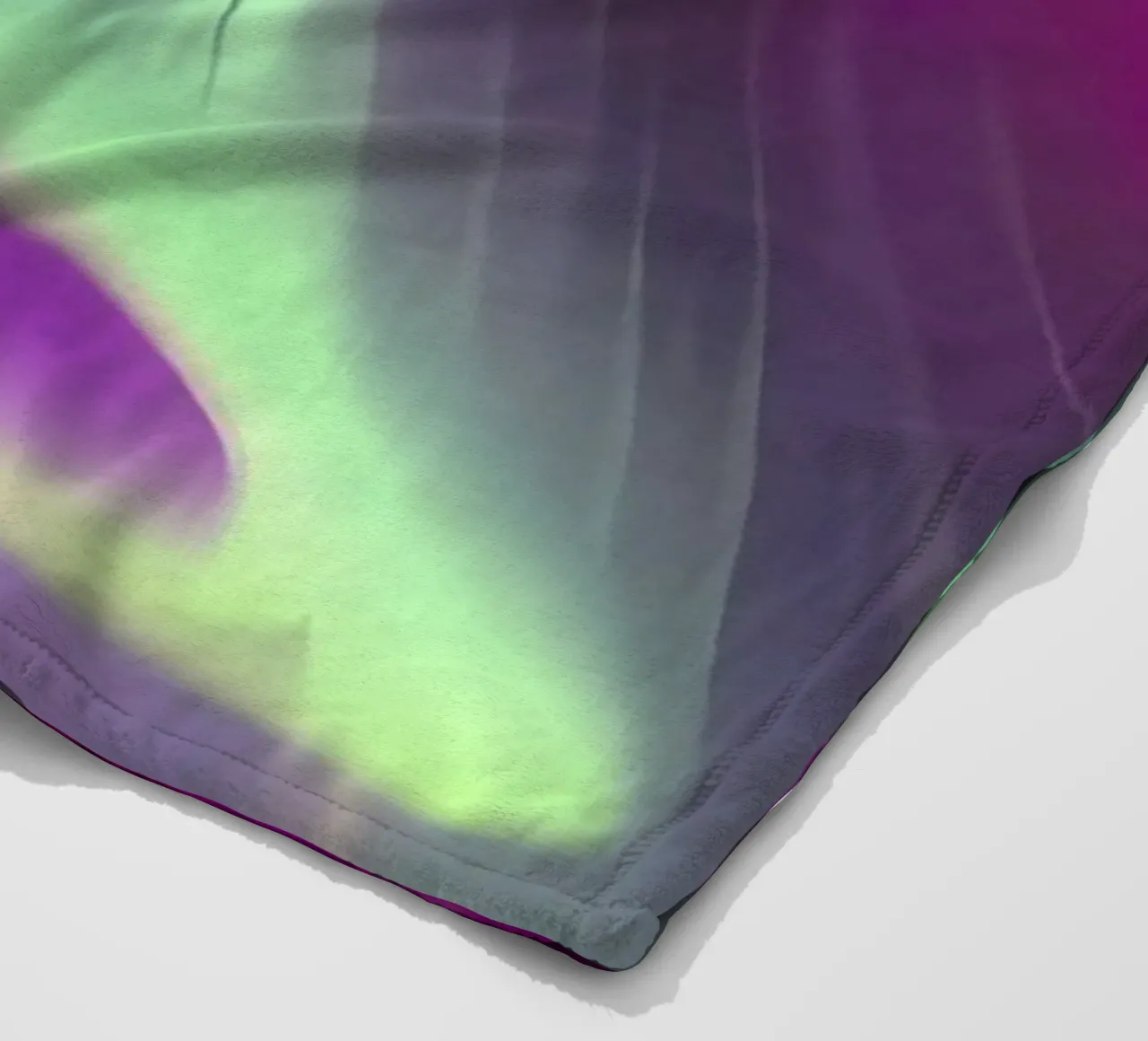 L'Aurora Boreale colorata coperta in pile da Matthew Katz