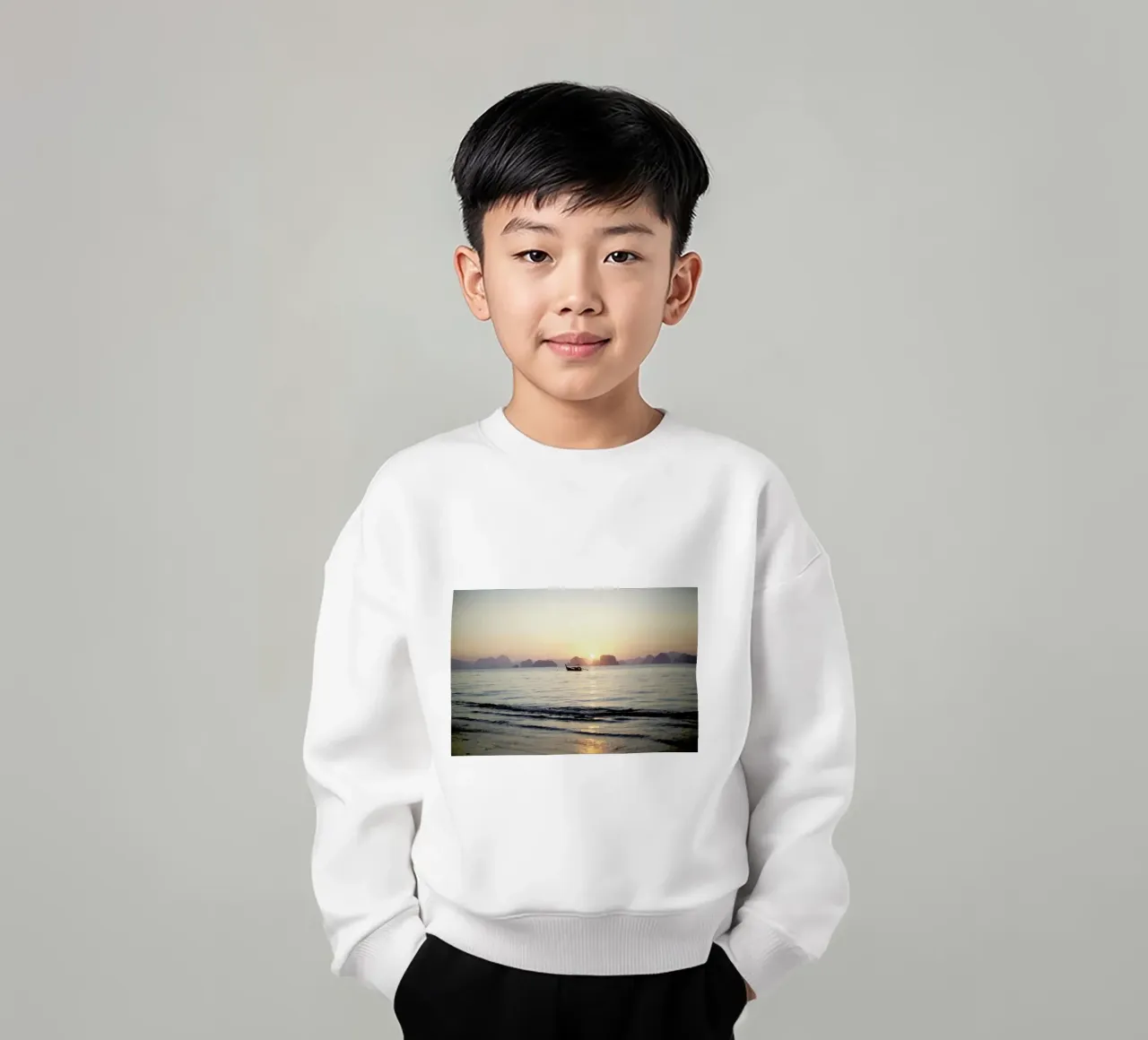Ko Yao Noi Sunset kids sweatshirt by Marlene Sørensen