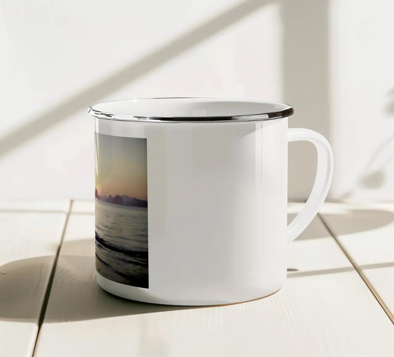 Ko Yao Noi Sunset tazza in smalto da Marlene Sørensen
