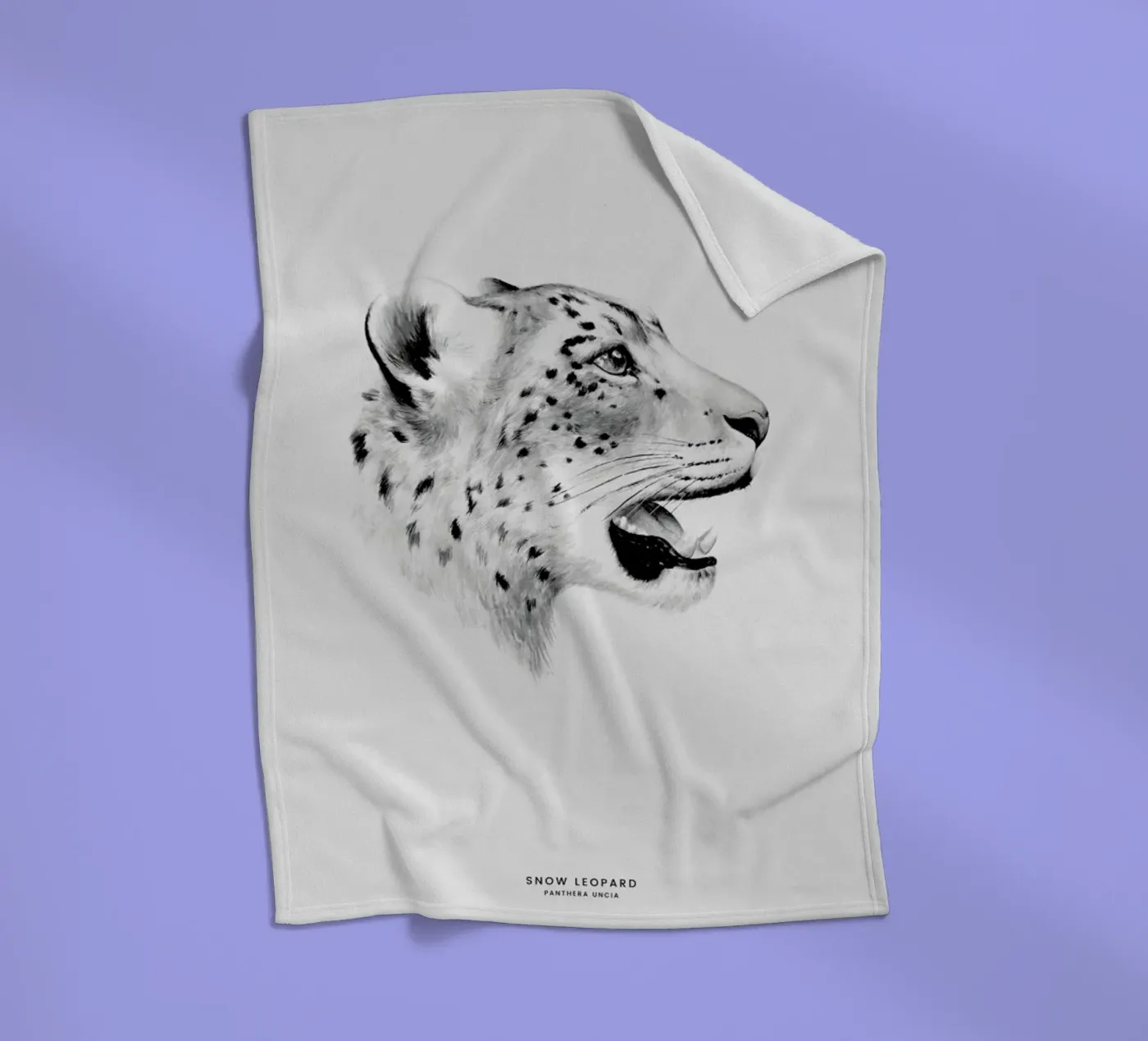 Snow Leopard Fleecedecke von Flora & Fauna