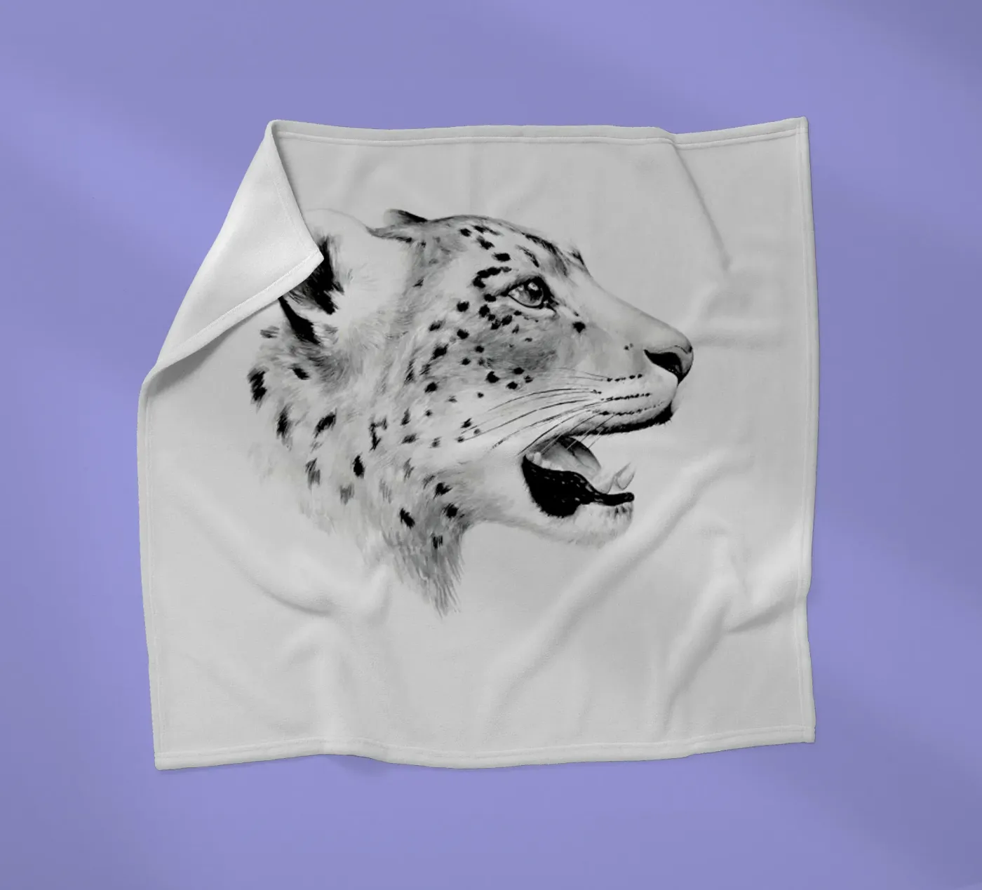 Snow Leopard Fleecedecke von Flora & Fauna