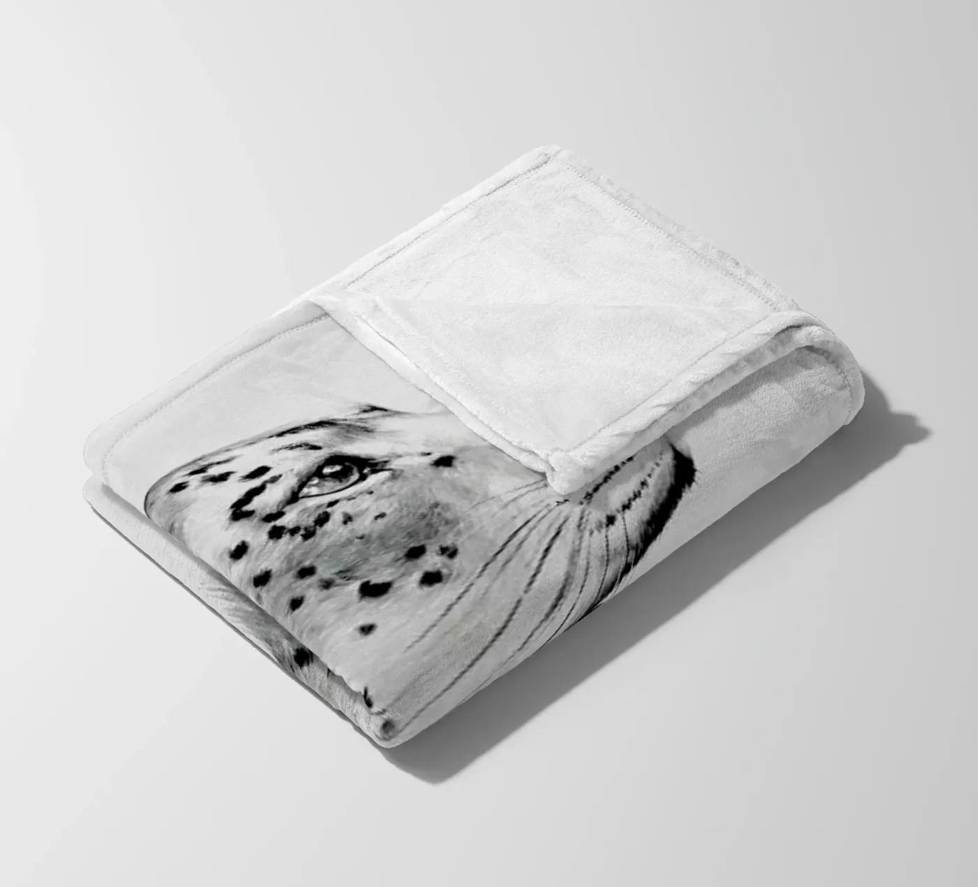 Snow Leopard Fleecedecke von Flora & Fauna