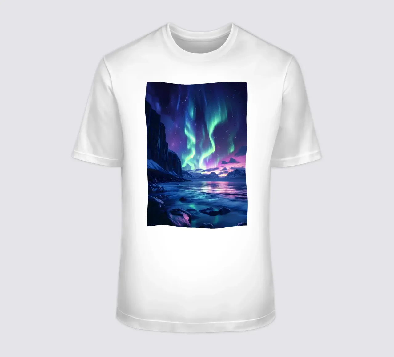 Paesaggio dell'Aurora Boreale t-shirt da Matthew Katz