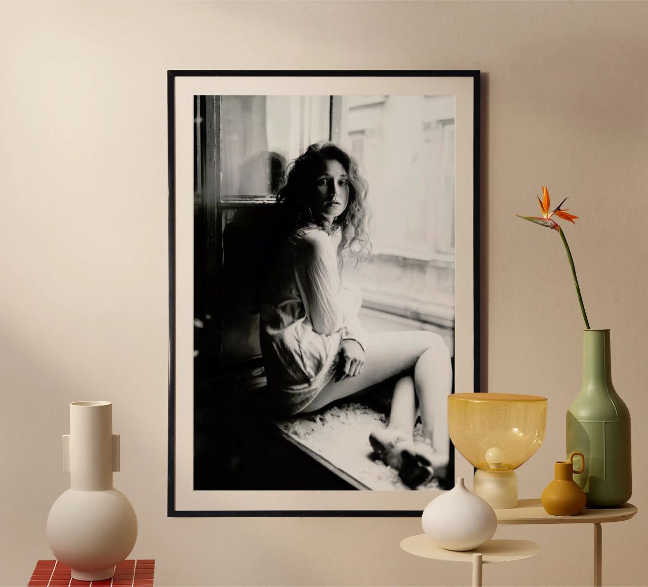 Watching from the Window carta hahnemühle da Runway Collective