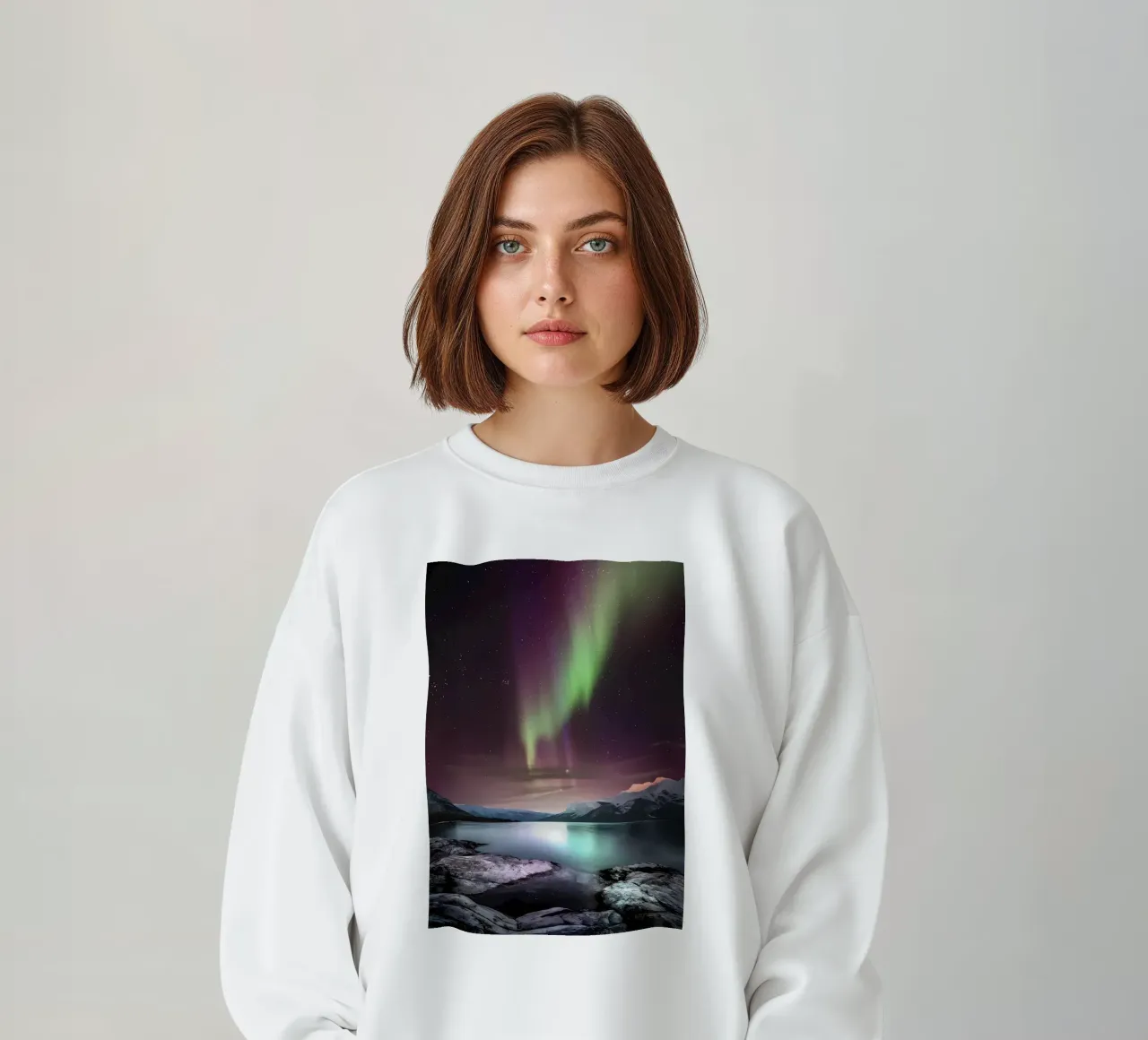 Aurora e il lago felpa da Matthew Katz