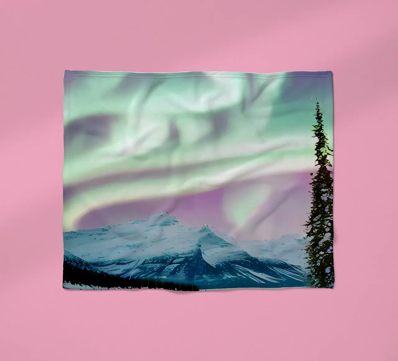 L'aurora boreale invernale coperta in pile da Matthew Katz