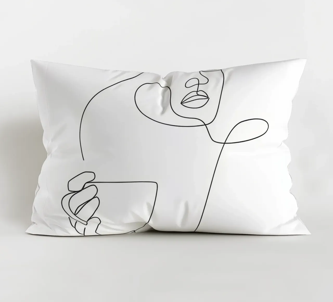 Donna con tazza di caffè in mano cuscino da Aiden Garcia