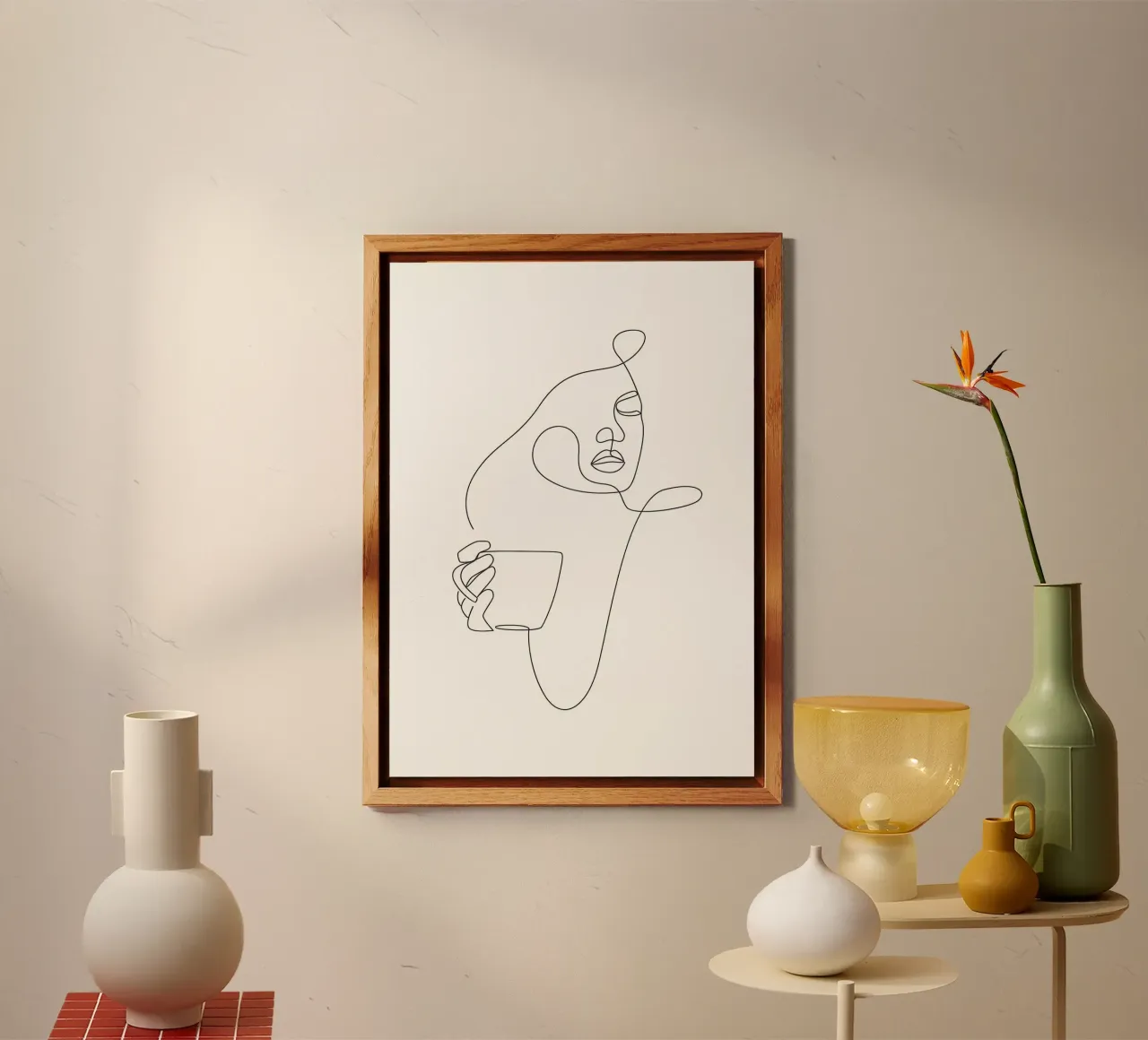 Donna con tazza di caffè in mano alluminio dibond da Aiden Garcia