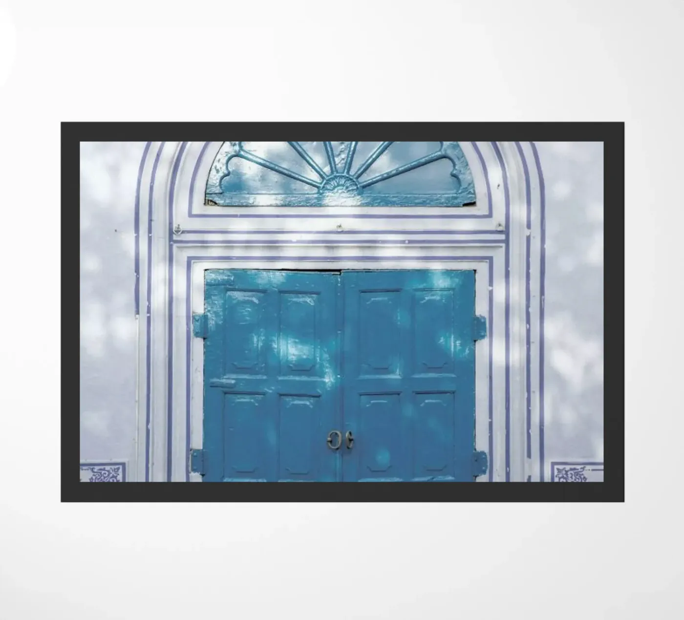 Blue Door deurmat van Shot By Clint