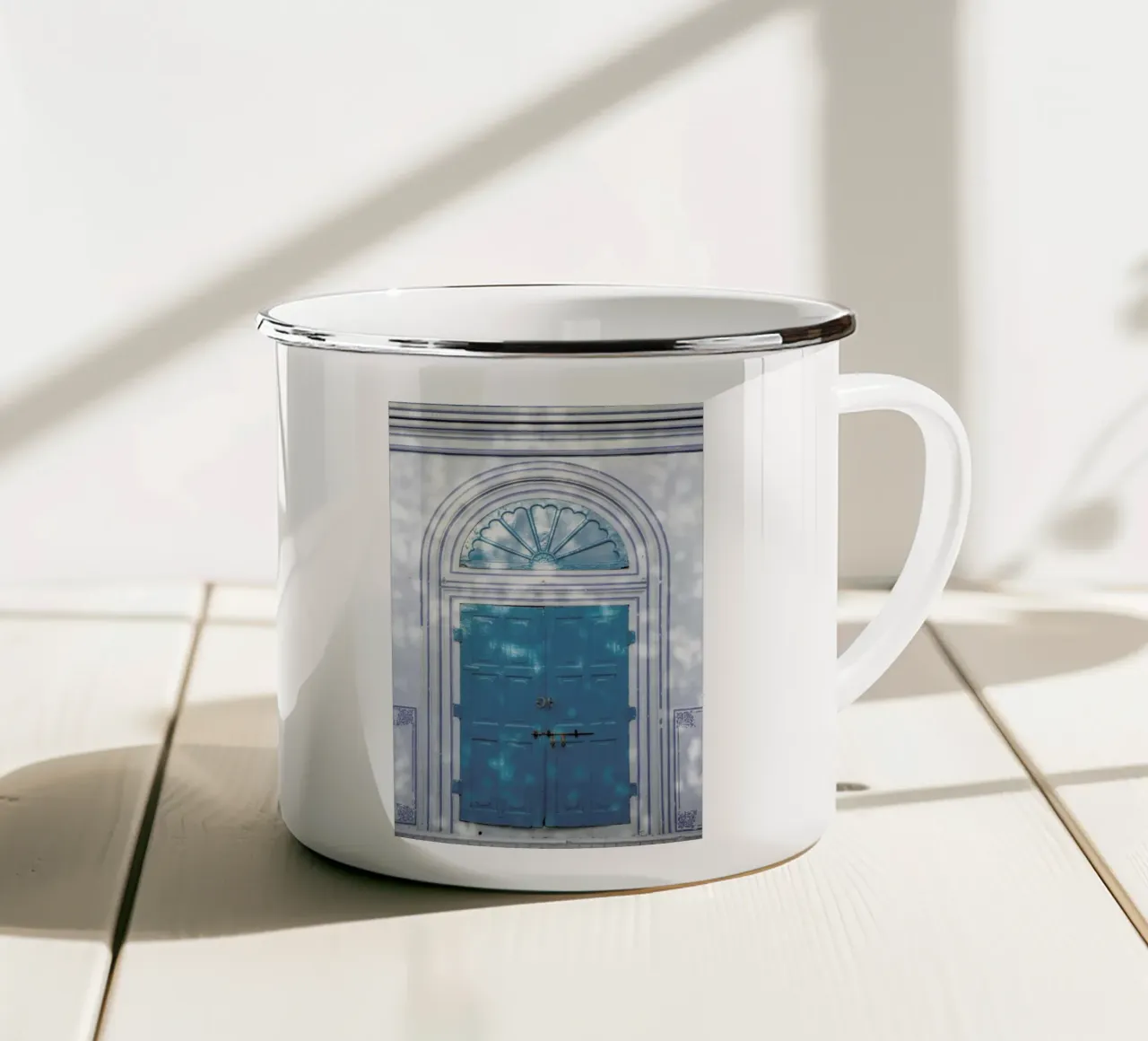 Blue Door tazza in smalto da Shot By Clint