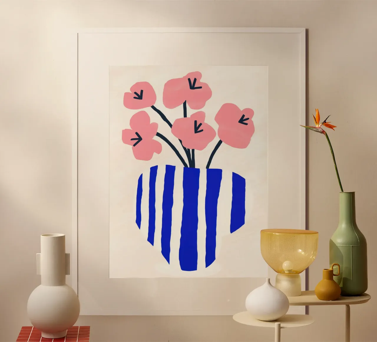 Ciclamino minimalista | Natura morta in rosa e blu poster con telaio in plastica da Autofocus