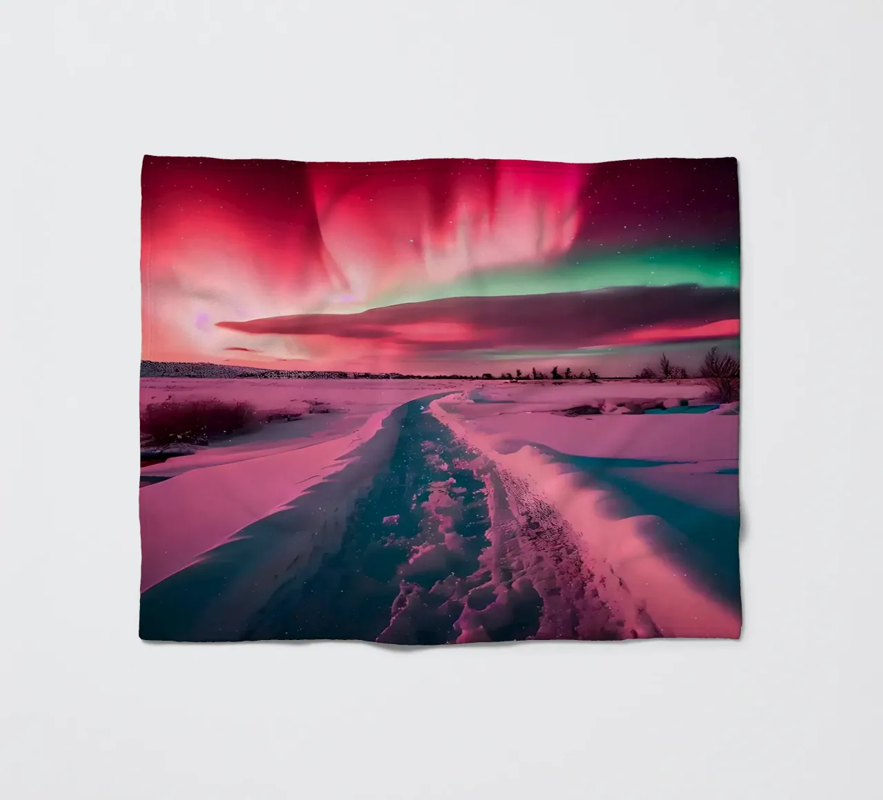 L'Aurora Boreale sul sentiero innevato coperta in pile da Matthew Katz