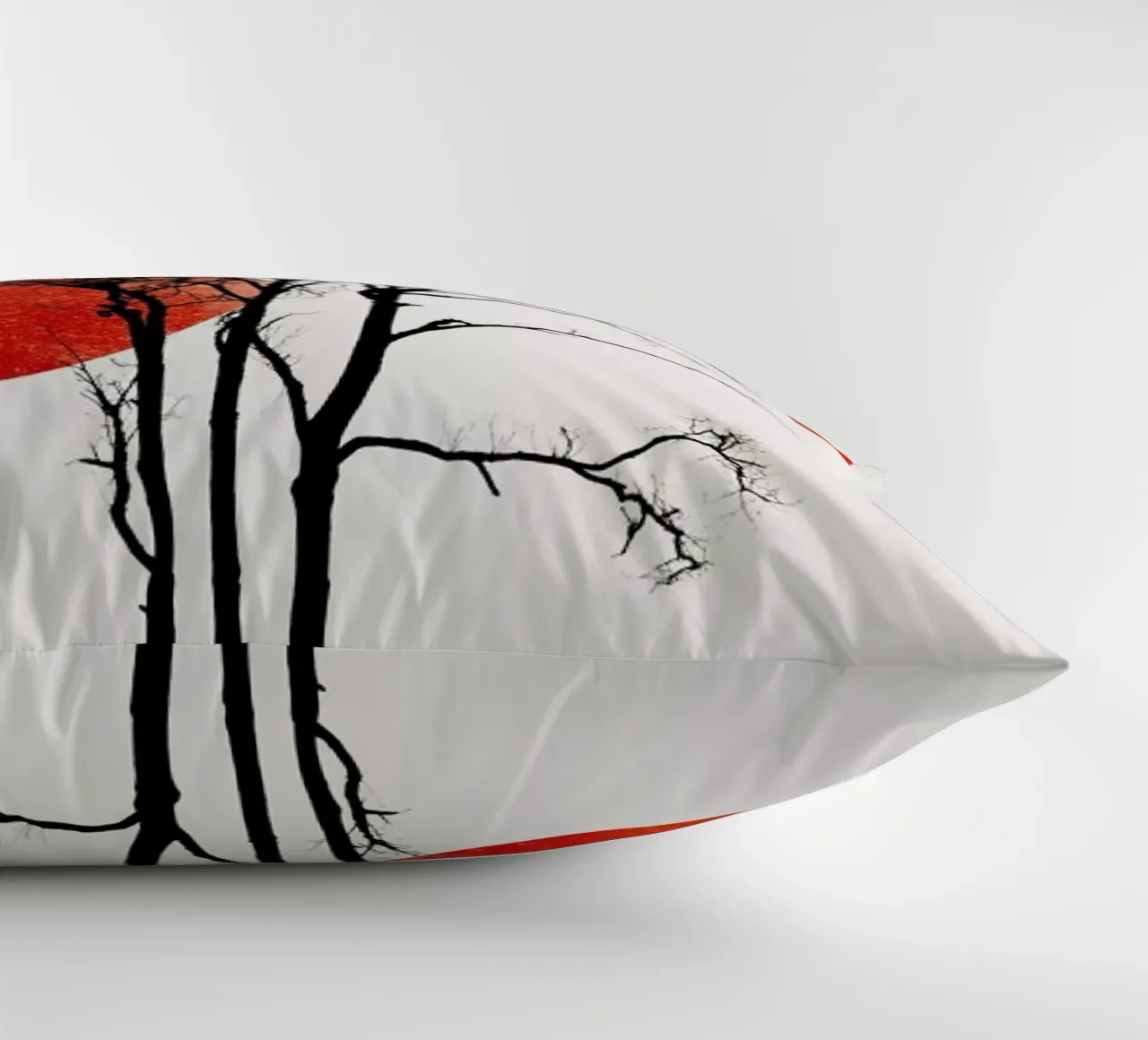 Sun And Moon Hiding Rouge cuscino da Kubistika