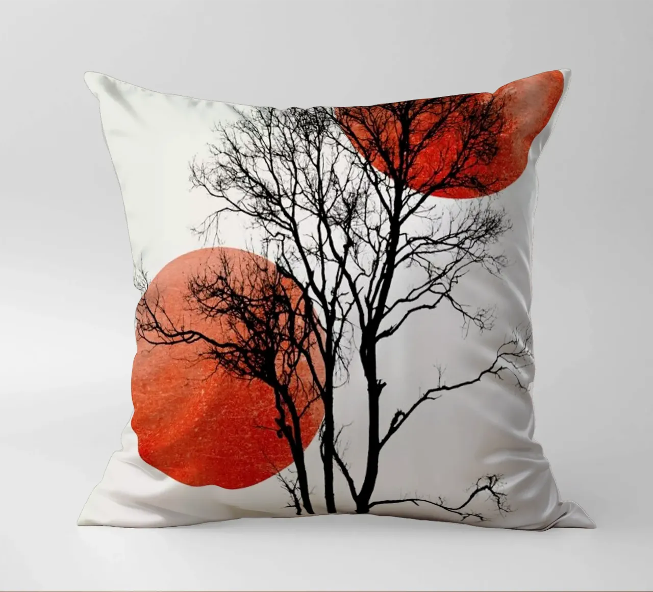 Sun And Moon Hiding Rouge cuscino da Kubistika
