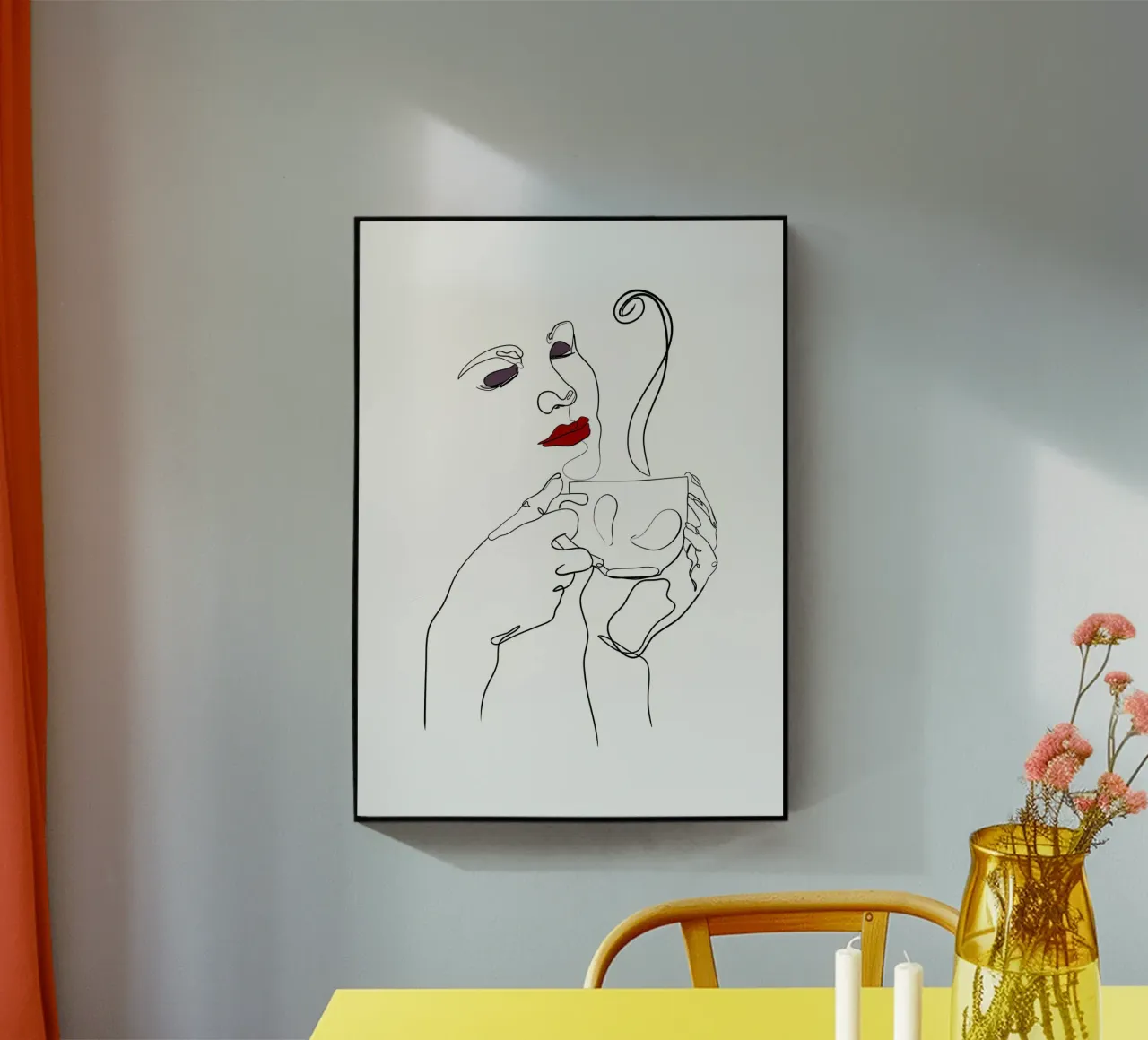 Donna con tazza di caffè in mano plexiglass da Aiden Garcia