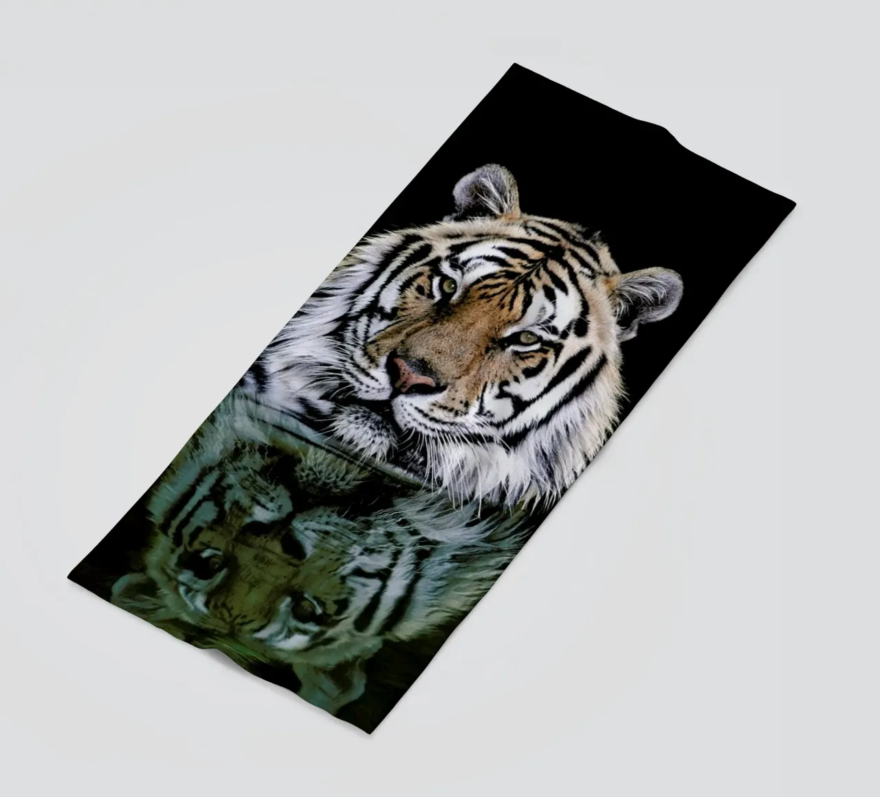 Striped Reflections telo mare da Natural Kingdom