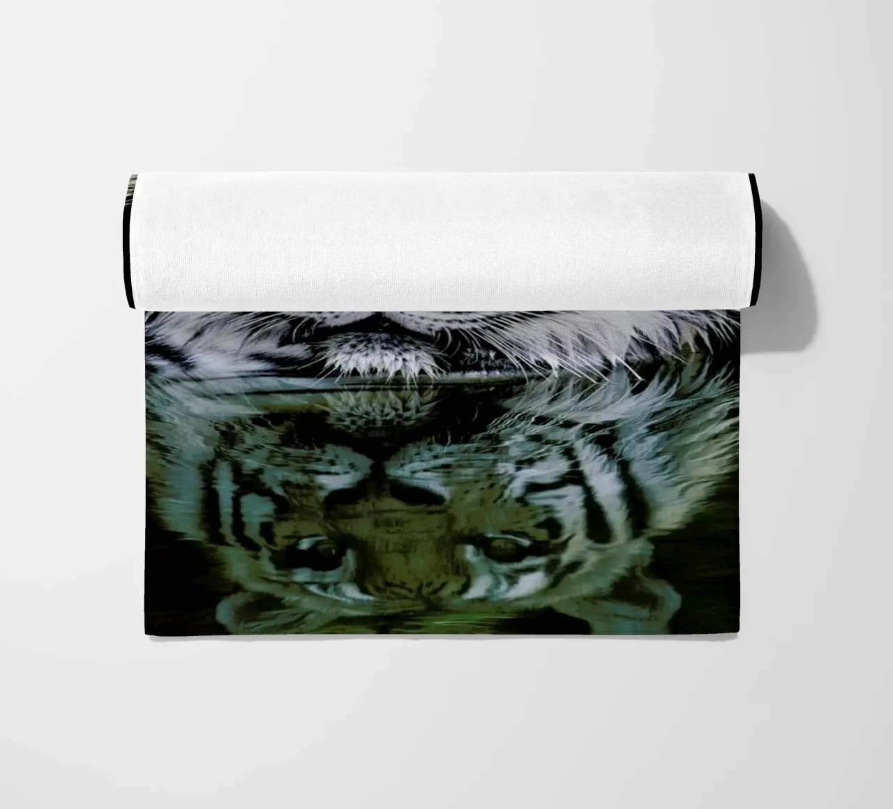 Striped Reflections telo mare da Natural Kingdom