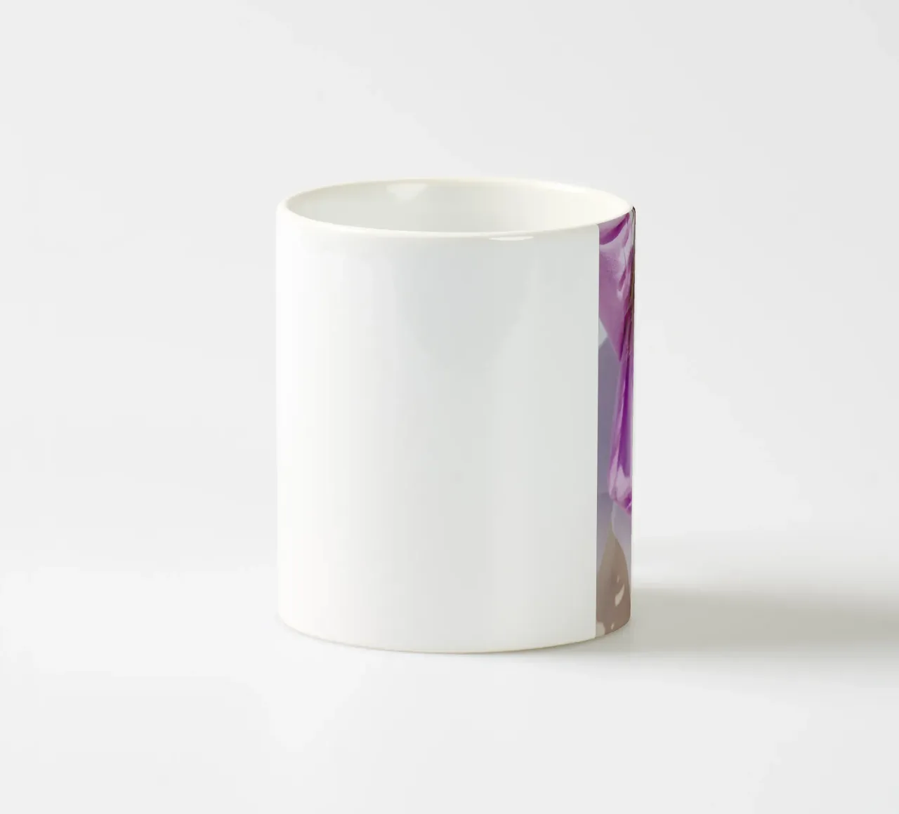 California Soft Ice tazza in ceramica da Chris Abatzis