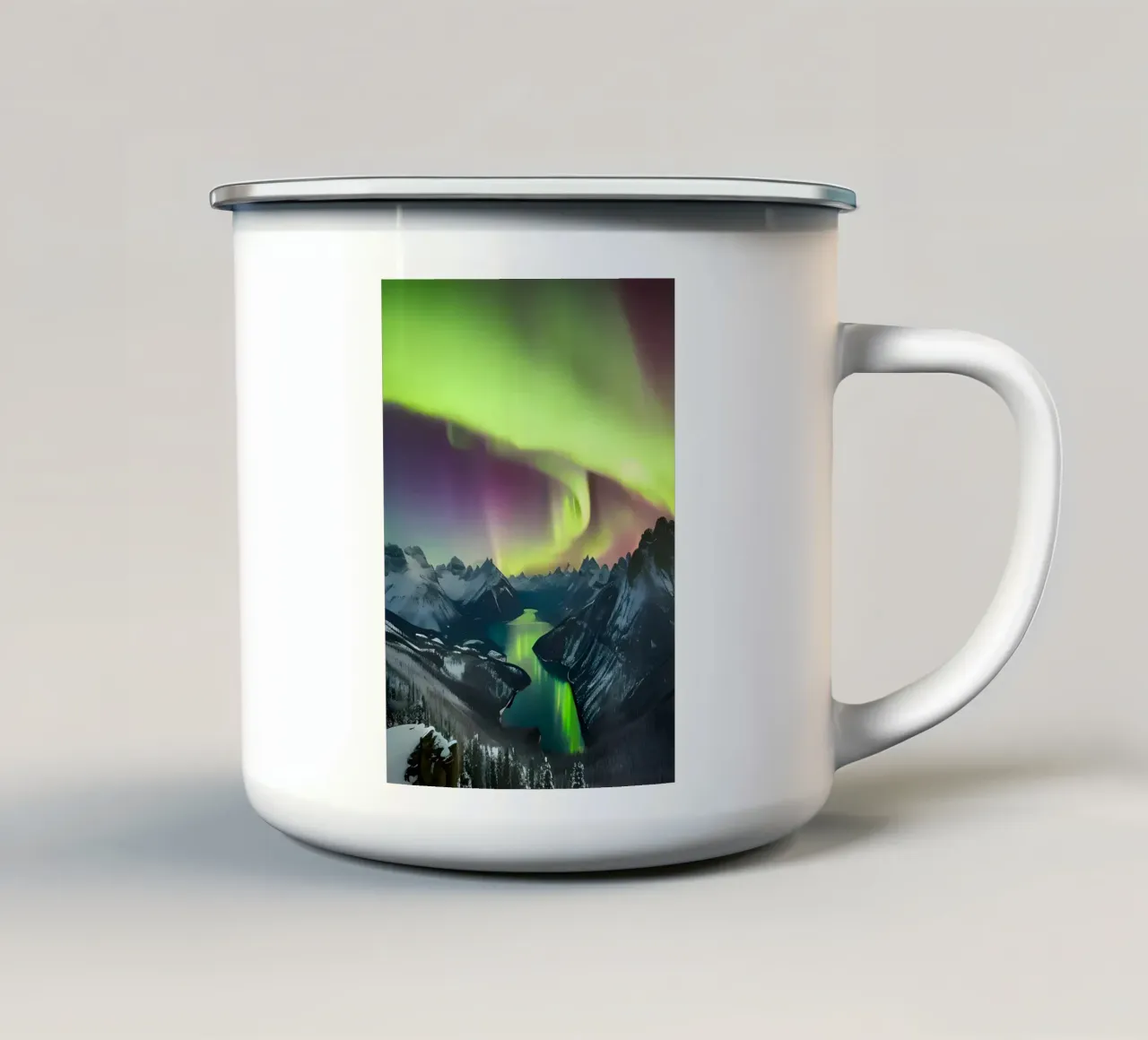 Montagna Aurora tazza in smalto da Matthew Katz