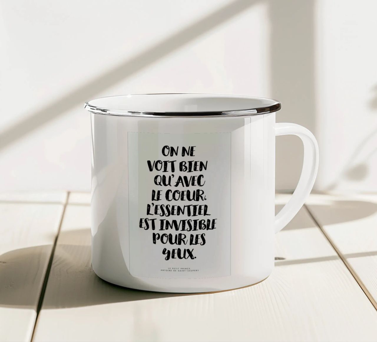 Voir avec le cœur tazza in smalto da typed