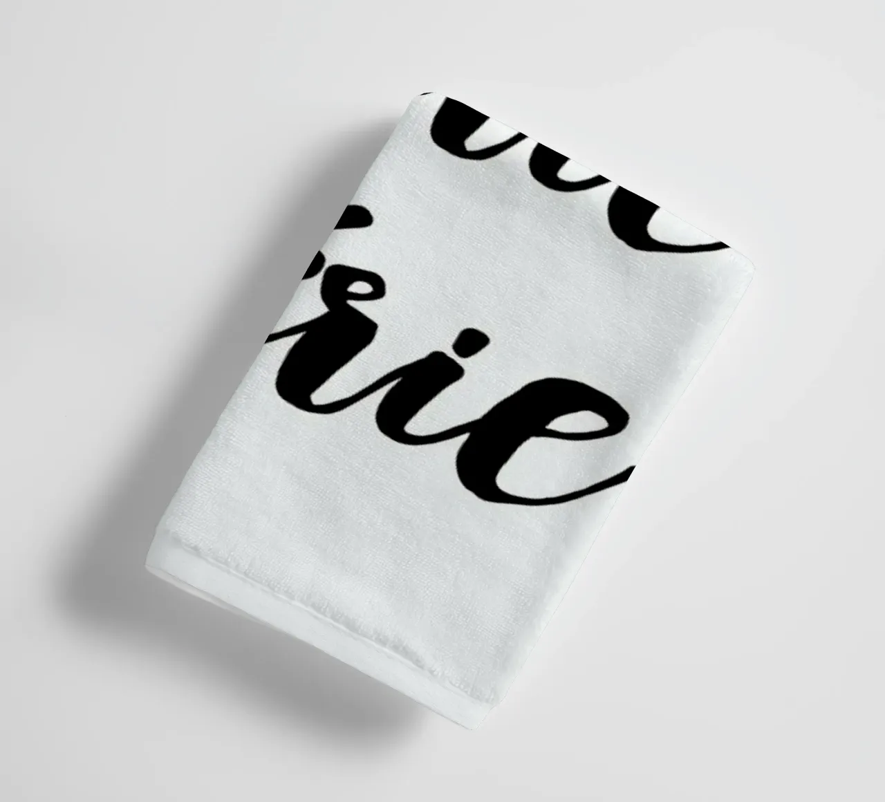 Chérie towel by typed