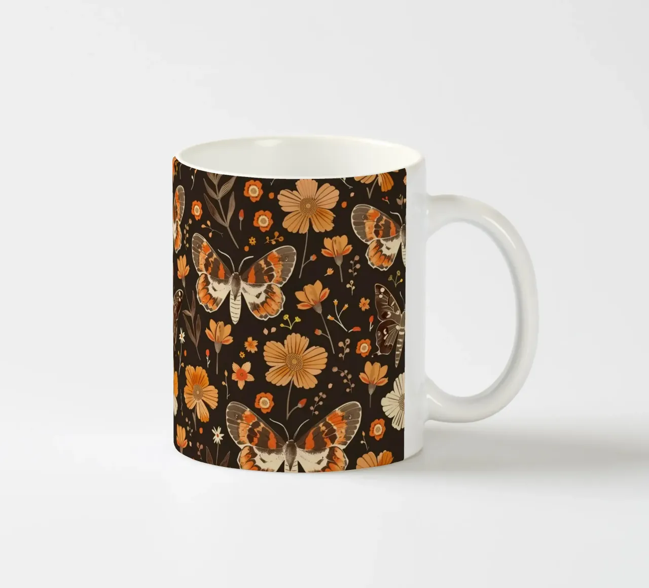 Vintage Retro Butterflies and Moths tazza in ceramica da Sunflower Soul Studio