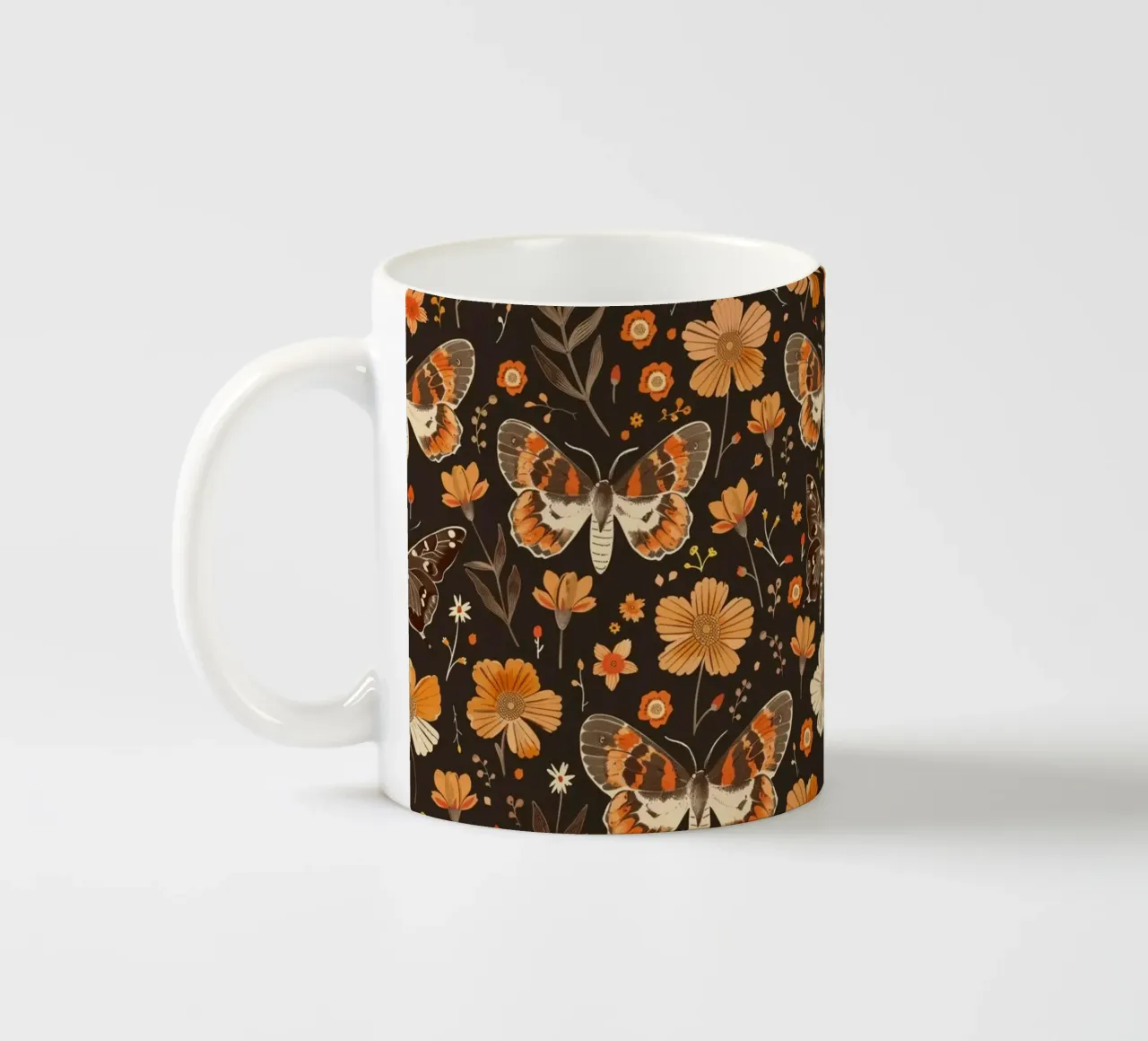 Vintage Retro Butterflies and Moths tazza in ceramica da Sunflower Soul Studio