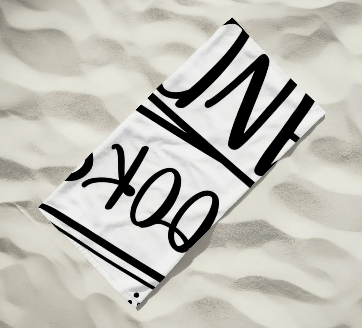 Books and Coffee serviette de plage de Aiden Garcia