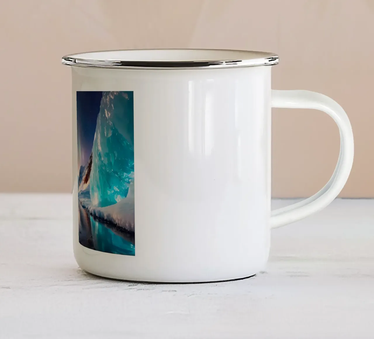 Fiume glaciale tazza in smalto da Matthew Katz