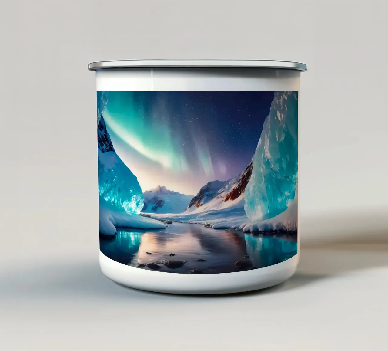 Fiume glaciale tazza in smalto da Matthew Katz