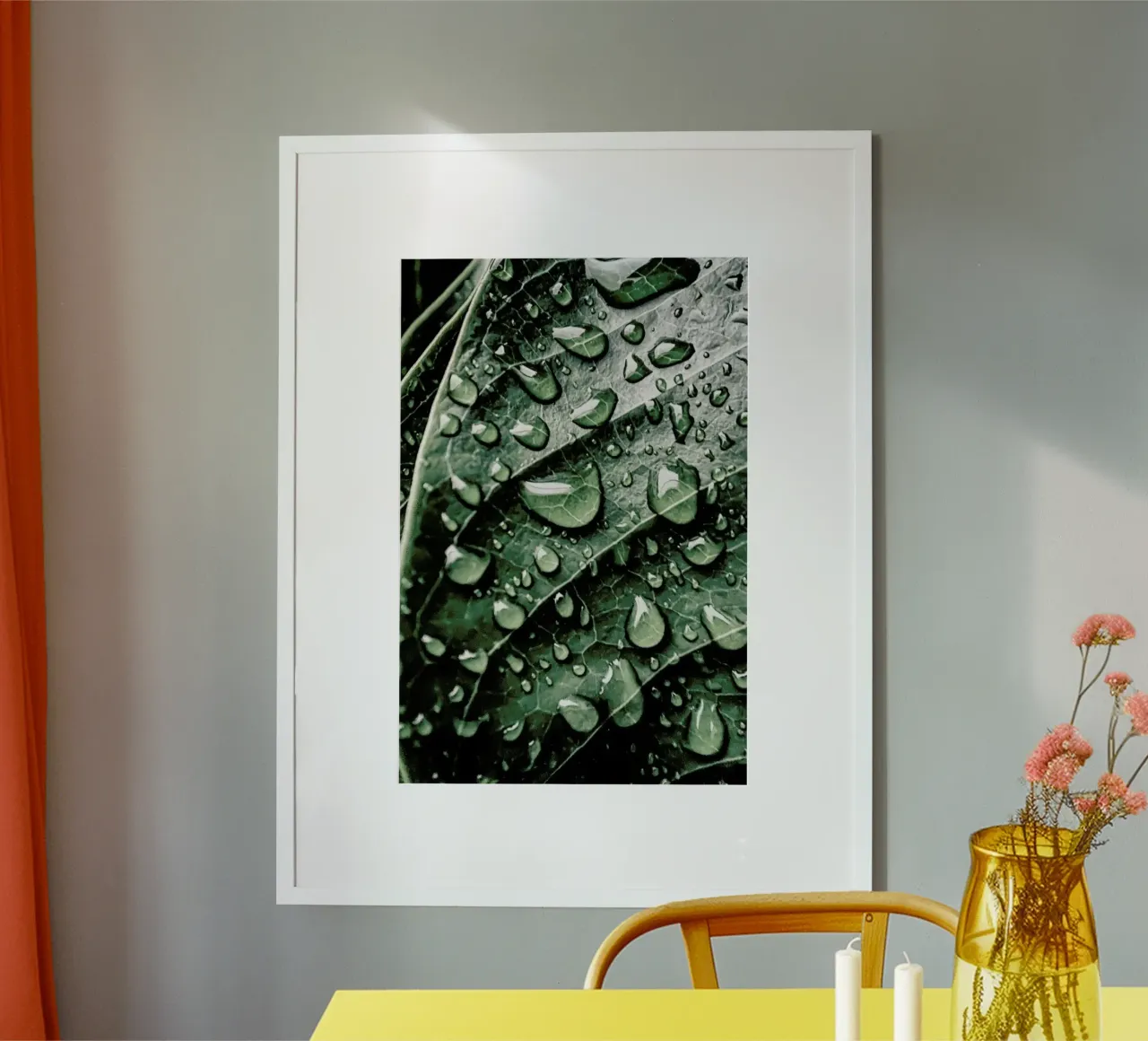 Droplets On Leaves poster da Flora & Fauna