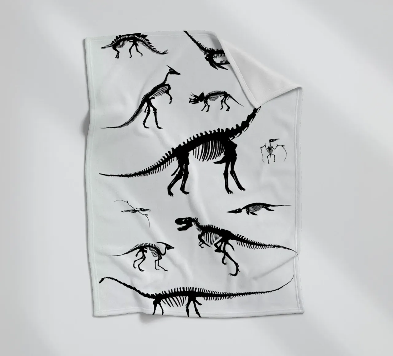 Turned To Dust coperta in pile da Flora & Fauna